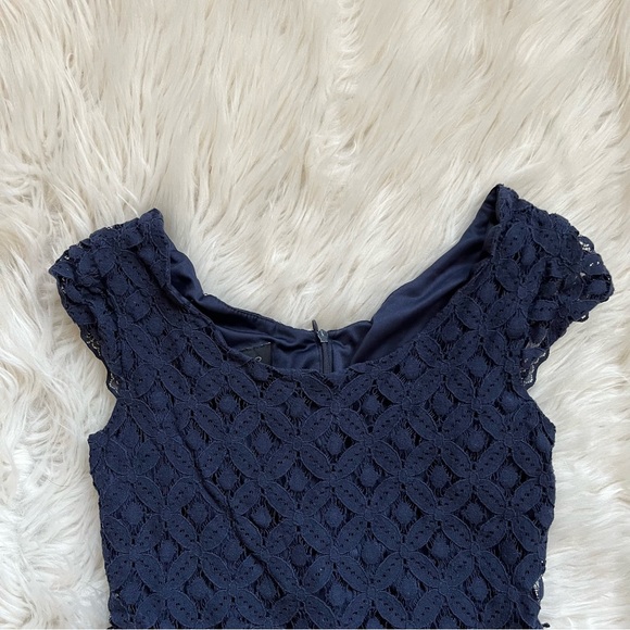 AB Studio dark blue lace cocktail dress - Picture 2 of 7